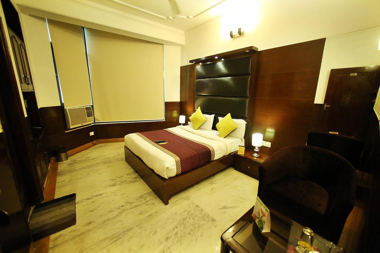 Hotel Aero Star Near Delhi Airport Ню Делхи Екстериор снимка