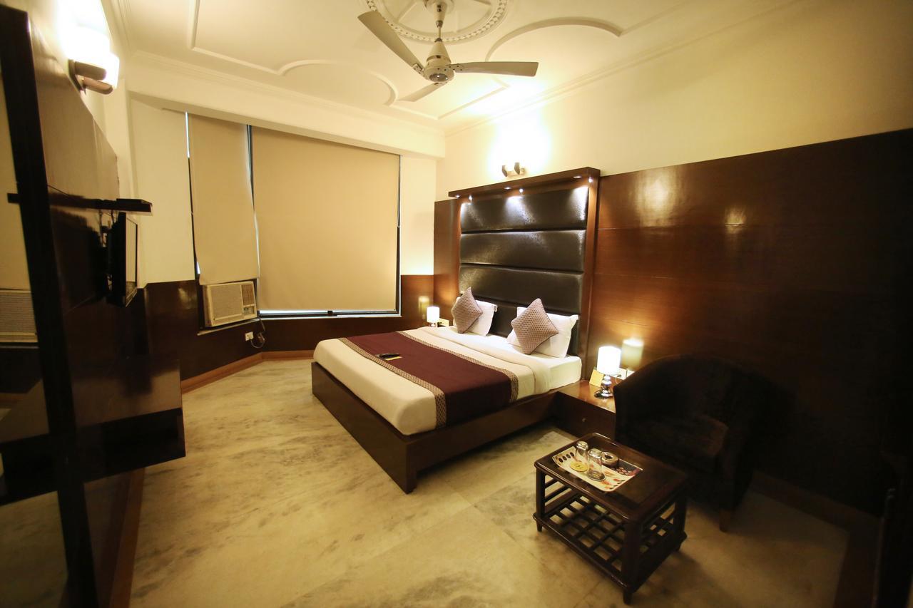 Hotel Aero Star Near Delhi Airport Ню Делхи Екстериор снимка