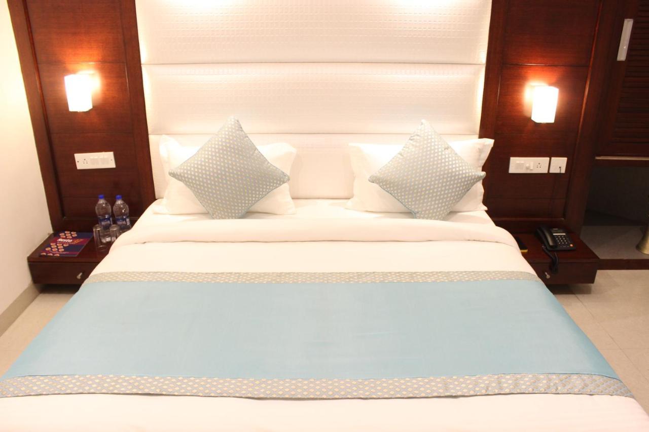 Hotel Aero Star Near Delhi Airport Ню Делхи Екстериор снимка