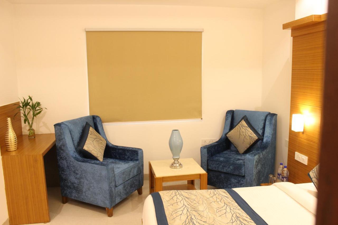 Hotel Aero Star Near Delhi Airport Ню Делхи Екстериор снимка