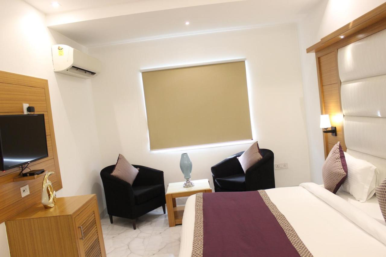 Hotel Aero Star Near Delhi Airport Ню Делхи Екстериор снимка