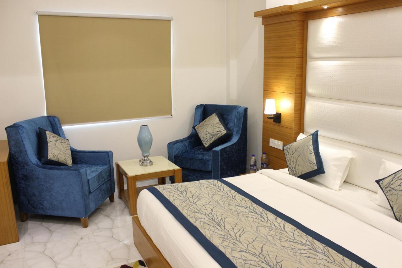 Hotel Aero Star Near Delhi Airport Ню Делхи Екстериор снимка