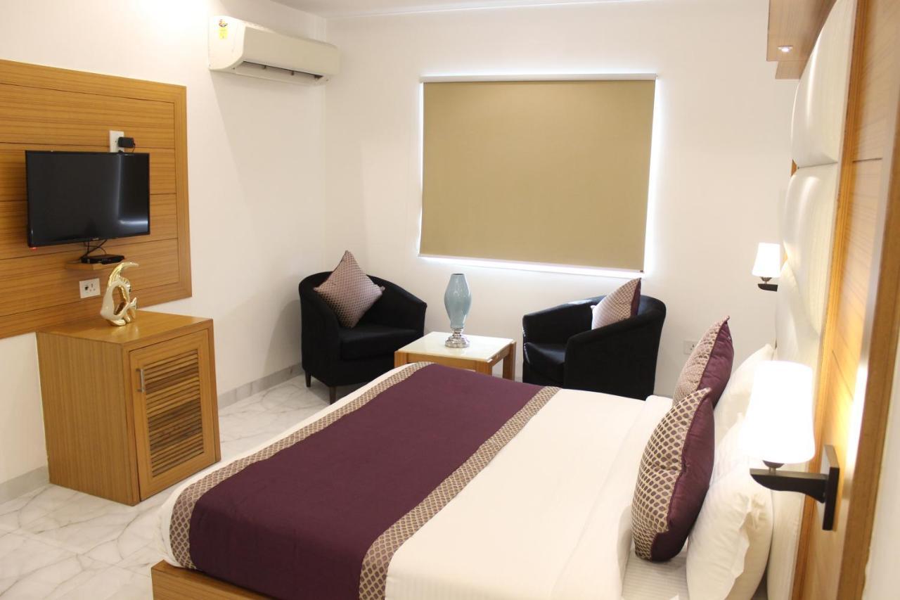 Hotel Aero Star Near Delhi Airport Ню Делхи Екстериор снимка